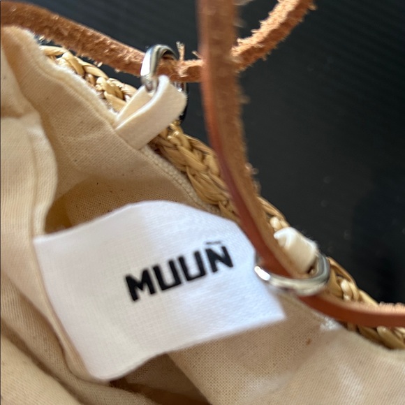 Muun Straw Crossbody Bag with Brown Leather Straps - Picture 5 of 11